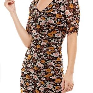 Bodycon floral print dress